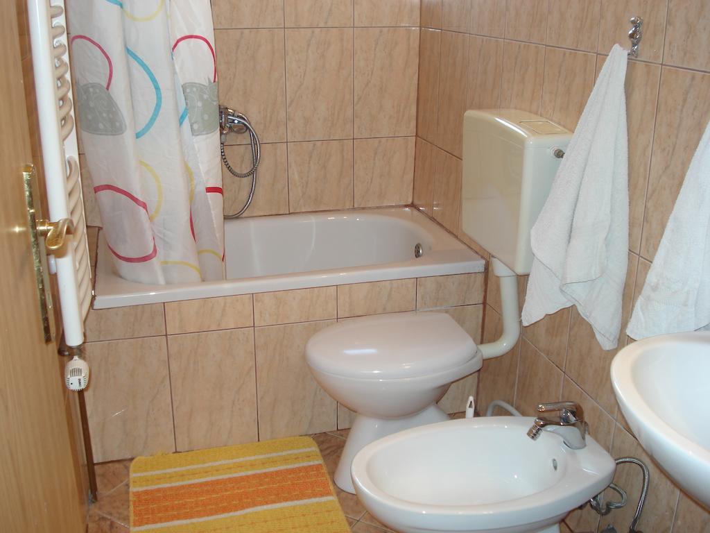 Apartment Blaza Zengg Szoba fotó