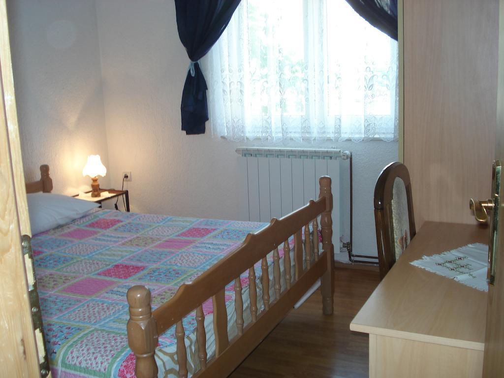 Apartment Blaza Zengg Szoba fotó